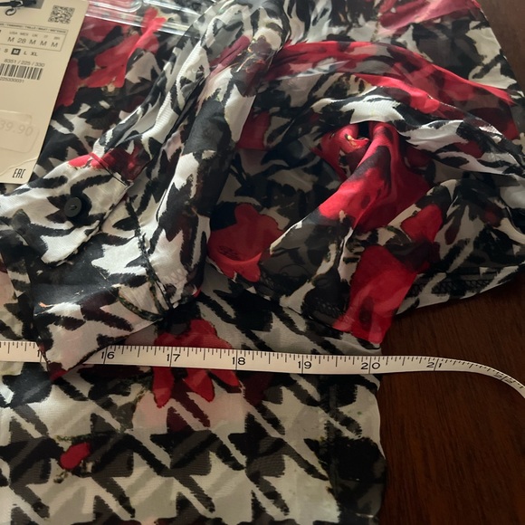 Zara NEW M black and white with red flowers bow tie shirt - Picture 8 of 11